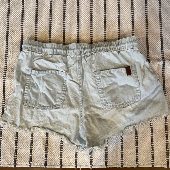 Roxy shorts - Picture 7 of 7